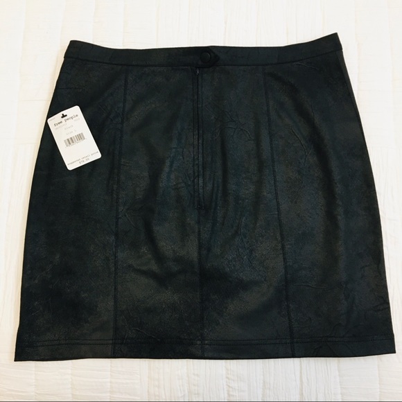 Free People Ruched Faux Leather Black Mini Skirt - Picture 6 of 8